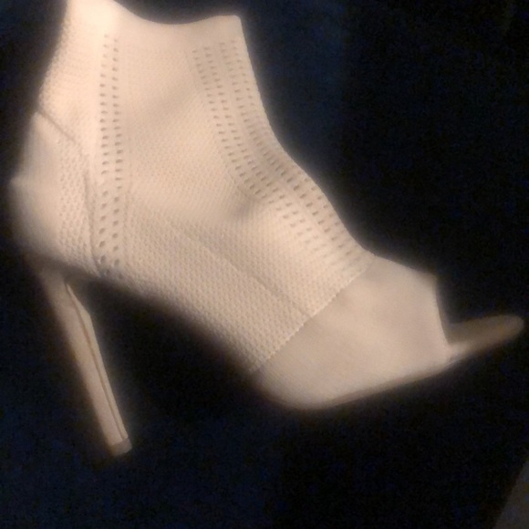 Spring Booties - Picture 3 of 3